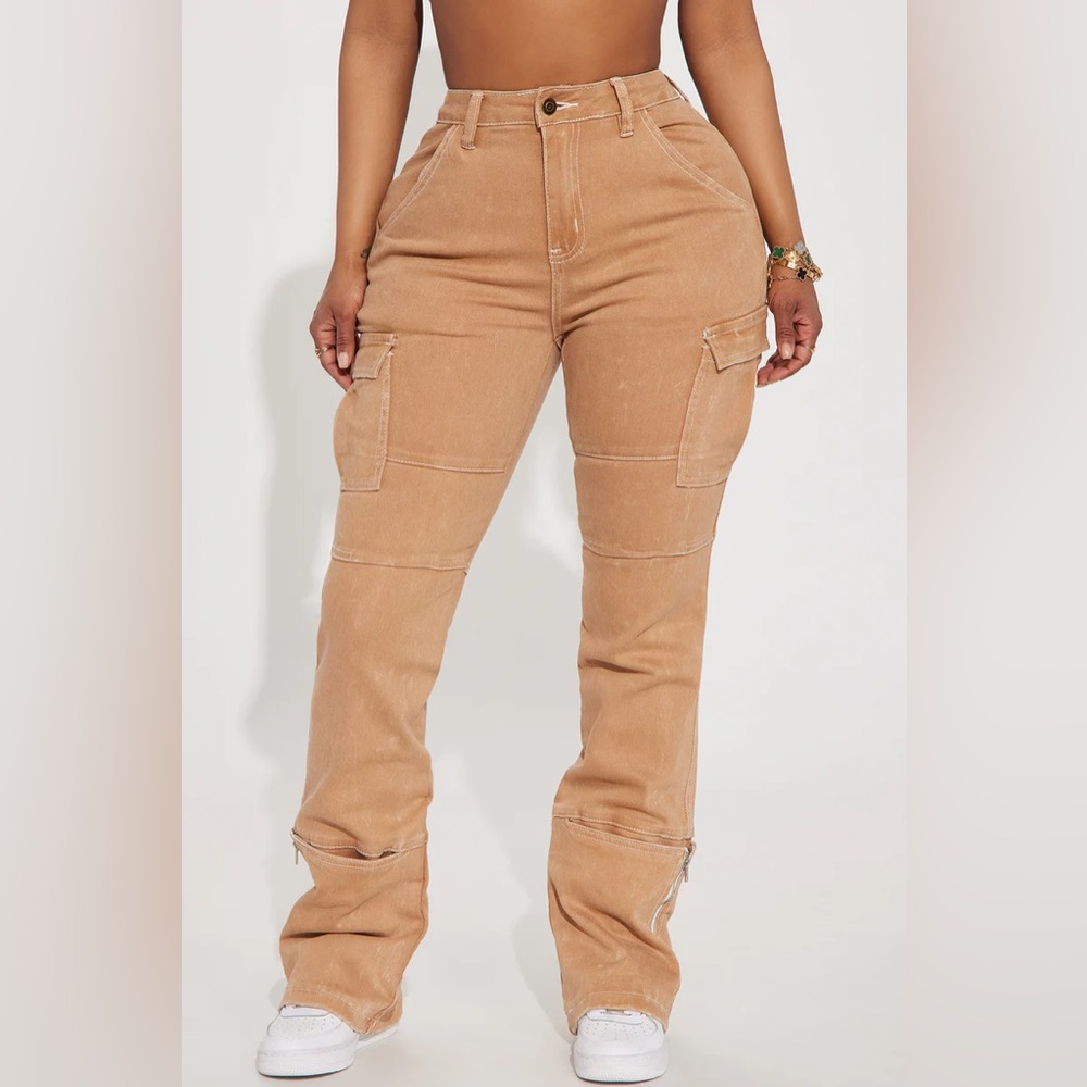 Alternate universe stretch, cargo jeans